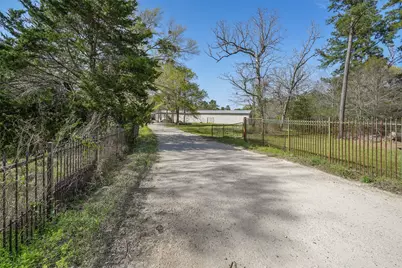 1893 US Hwy 190 Drive, Huntsville, TX 77340 - Photo 8