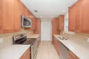 711 Voyager Dr, Houston, TX 77062 - Photo 10