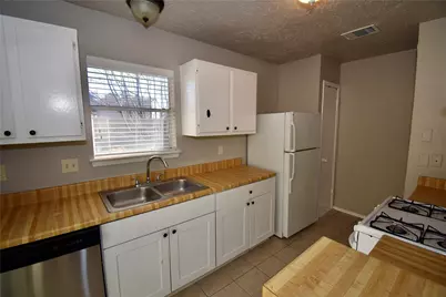 9231 Goodmeadow Drive, Houston, TX 77064 - Photo 8