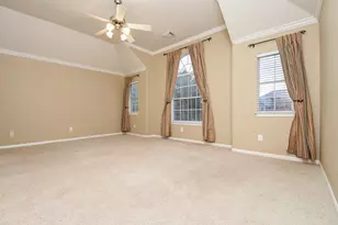 6 S Burberry Park Cir, The Woodlands, TX 77382 - Photo 12