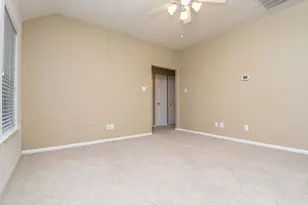 6 S Burberry Park Cir, The Woodlands, TX 77382 - Photo 20