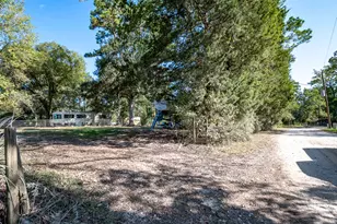 1271 County Rd 443, Dayton, TX 77535 - Photo 36