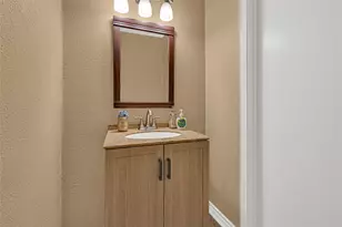 1106 St John Dr, Pearland, TX 77584 - Photo 12