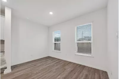 3310 Rolling River Drive, Baytown, TX 77521 - Photo 16