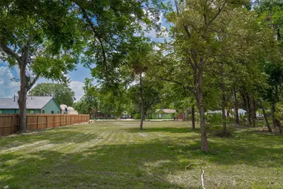 10525 Muscatine Street, Houston, TX 77029 - Photo 14