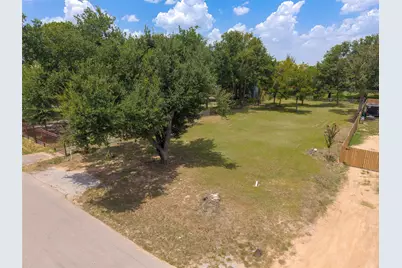 10525 Muscatine Street, Houston, TX 77029 - Photo 2