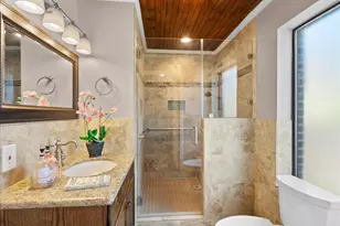 3725 Autumn Ln, Baytown, TX 77521 - Photo 40