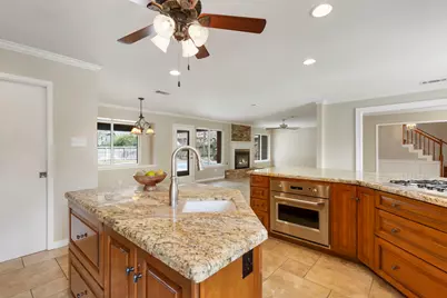 6414 Hickorycrest Drive, Spring, TX 77389 - Photo 14