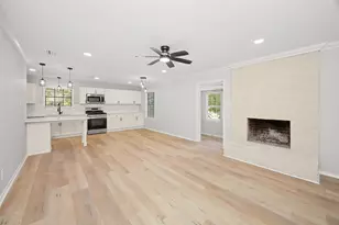 1803 S Park St, Brenham, TX 77833 - Photo 2