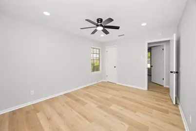 1803 S Park Street, Brenham, TX 77833 - Photo 14