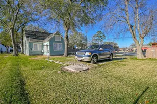 6401 Stratton St, Houston, TX 77023 - Photo 24