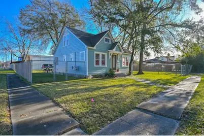 6401 Stratton Street, Houston, TX 77023 - Photo 2