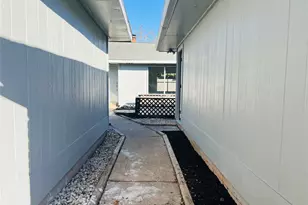 13114 Benford Dr, Houston, TX 77099 - Photo 2