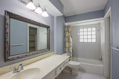 9710 Springmont, Houston, TX 77080 - Photo 10