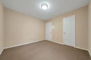 10732 Briar Forest Dr, Houston, TX 77042 - Photo 14