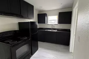 4518 New Orleans St, Houston, TX 77020 - Photo 2