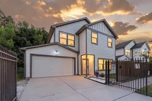 209 Blueberry St, Houston, TX 77018 - Photo 1