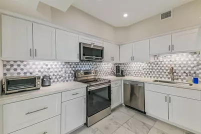 14 Greenway Plaza #15P, Houston, TX 77046 - Photo 8