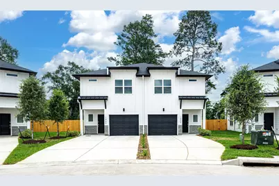 1964 Longmire Villas Ct Court, Conroe, TX 77304 - Photo 1
