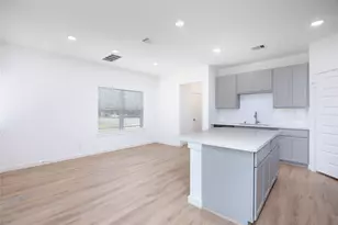 1964 Longmire Villas Ct Ct, Conroe, TX 77304 - Photo 6