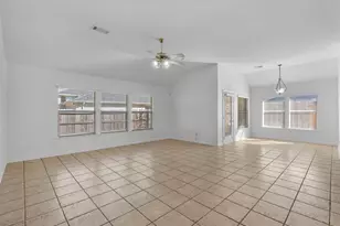 7326 Crestbury Ln, Cypress, TX 77433 - Photo 14