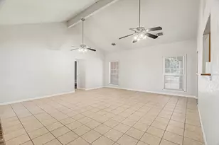108 Deer Ridge Dr, La Vernia, TX 78121 - Photo 12