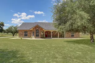 108 Deer Ridge Dr, La Vernia, TX 78121 - Photo 4