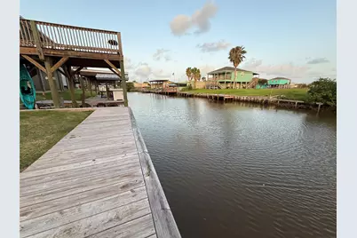 1517 County Road 201, Sargent, TX 77414 - Photo 4