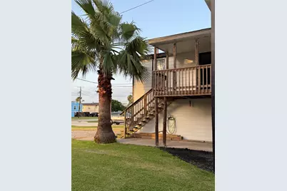 1517 County Road 201, Sargent, TX 77414 - Photo 6