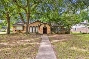 1770 Woodway Dr, Woodbranch, TX 77357 - Photo 1