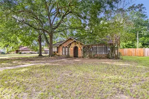 1770 Woodway Dr, Woodbranch, TX 77357 - Photo 2