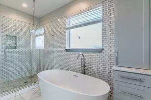 5714 Kemp St, Houston, TX 77023 - Photo 16