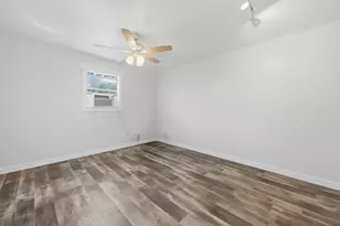9481 Lake Forest Cir, Brenham, TX 77833 - Photo 32