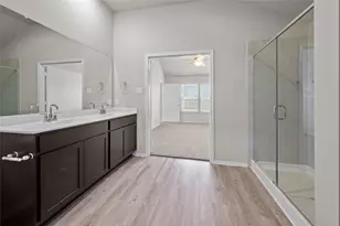 7730 Squall Ln, Baytown, TX 77523 - Photo 14