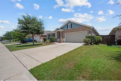 7730 Squall Lane, Baytown, TX 77523 - Photo 4