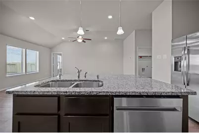 7730 Squall Lane, Baytown, TX 77523 - Photo 6