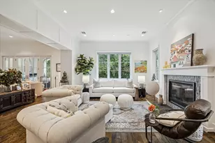 2501 Yupon St, Houston, TX 77006 - Photo 16