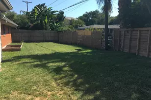 1221 Marine Dr, Galveston, TX 77550 - Photo 22
