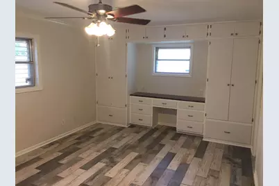 1221 Marine Drive, Galveston, TX 77550 - Photo 18