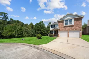 2318 Perkins Crossing Dr, Conroe, TX 77304 - Photo 2