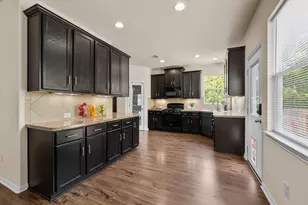 2318 Perkins Crossing Dr, Conroe, TX 77304 - Photo 4
