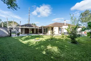 16210 Ridgegreen Dr, Houston, TX 77082 - Photo 32