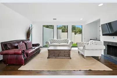 2019 McClendon Street, Houston, TX 77030 - Photo 4