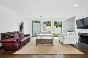 2019 McClendon St, Houston, TX 77030 - Photo 4