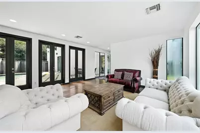 2019 McClendon Street, Houston, TX 77030 - Photo 6