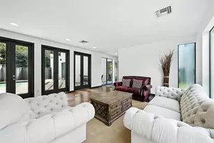 2019 McClendon St, Houston, TX 77030 - Photo 6