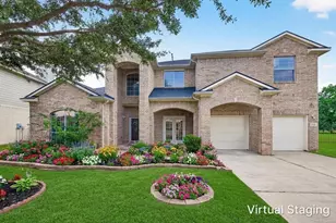 7402 Heron Lakes Dr, Houston, TX 77064 - Photo 2