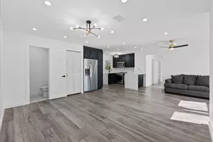 4516 Werner St, Houston, TX 77022 - Photo 6