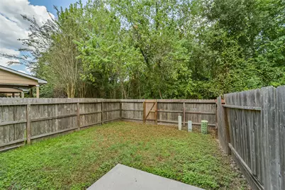 12947 Iris Garden Lane, Houston, TX 77044 - Photo 32