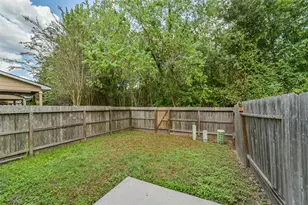12947 Iris Garden Ln, Houston, TX 77044 - Photo 32